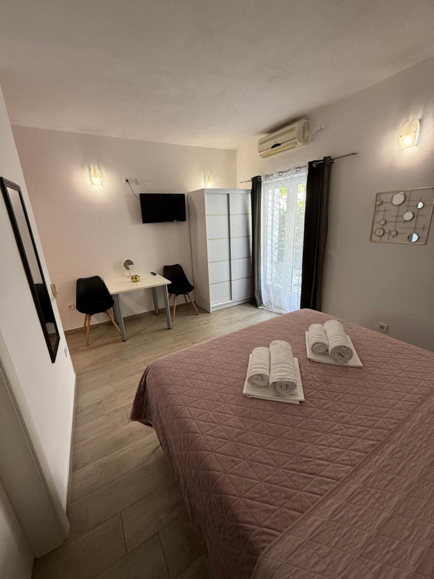 Apartments Matic Baska Voda Room photo