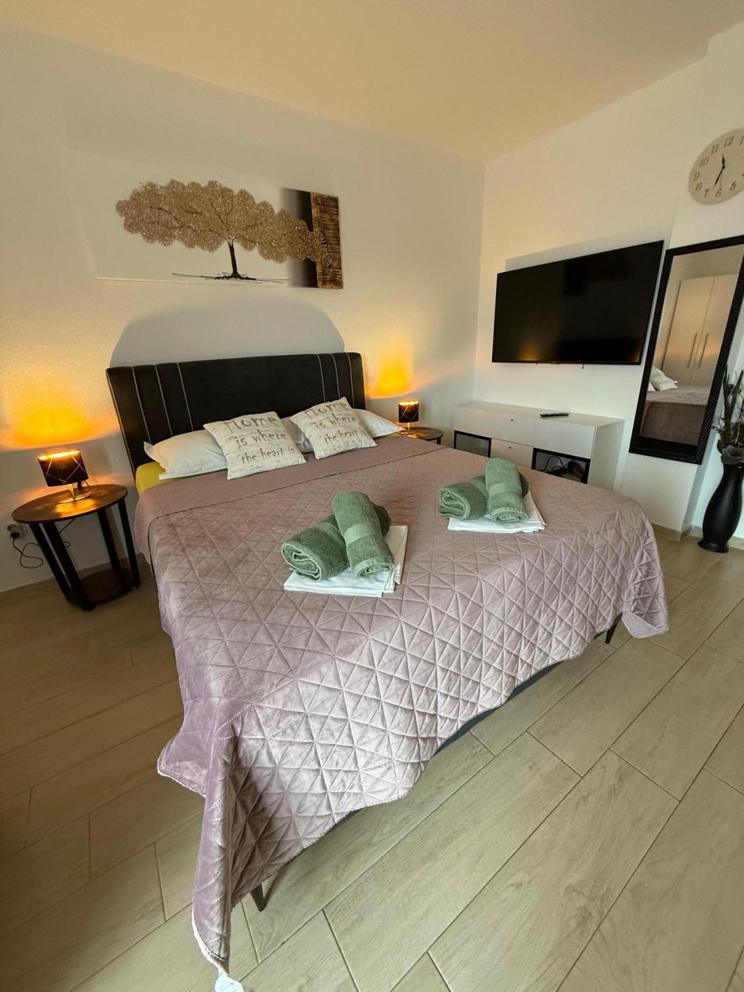 Apartments Matic Baska Voda Room photo